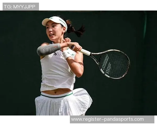 奋斗不息的重庆网球队在联赛中的拼搏历程与荣耀时刻 奋斗不息的重庆网球队在联赛中的拼搏历程与荣耀时刻